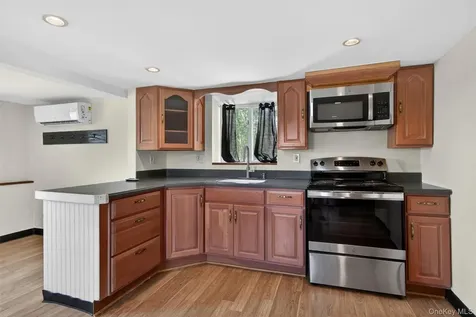 12 Montrose Drive Carmel NY 10512