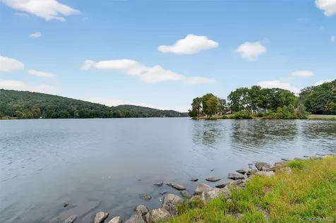 12 Montrose Drive Carmel NY 10512