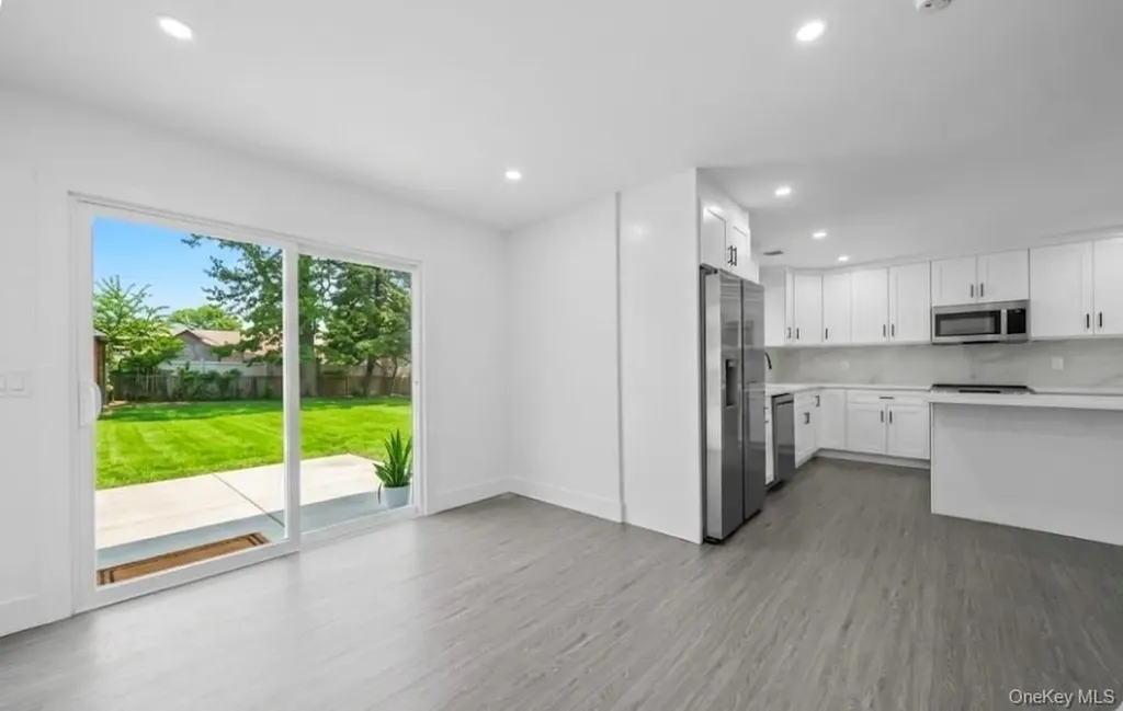200 Irish Lane Islip Terrace NY 11752