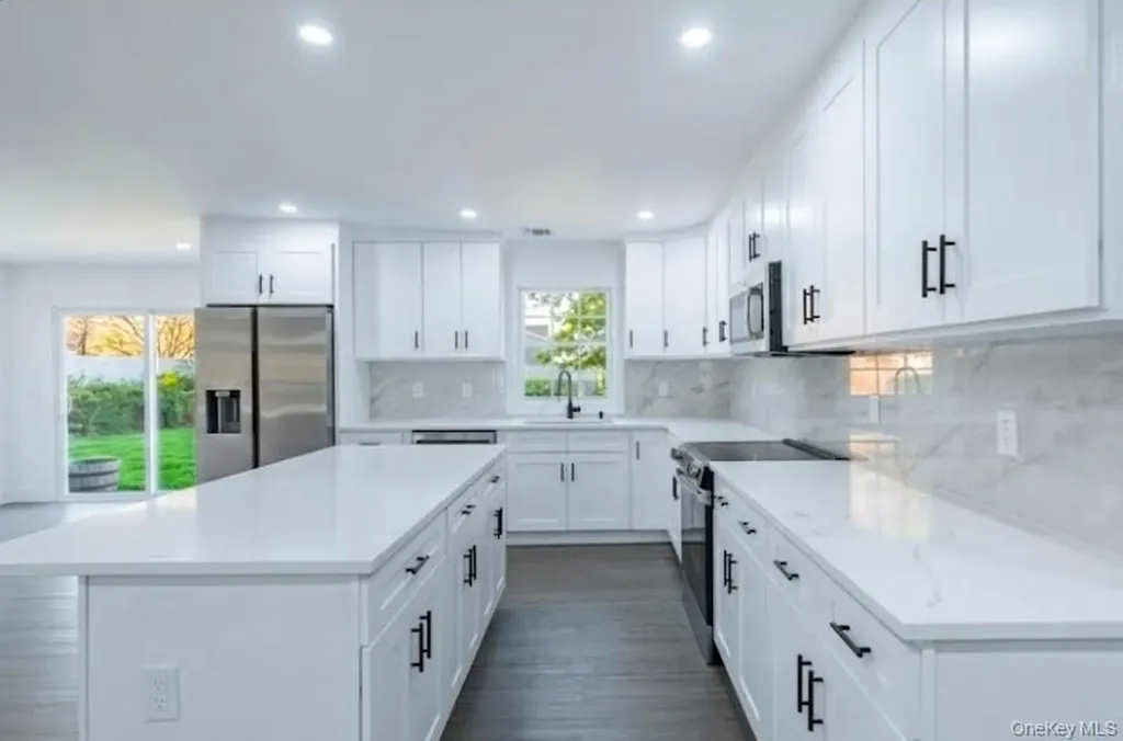 200 Irish Lane Islip Terrace NY 11752