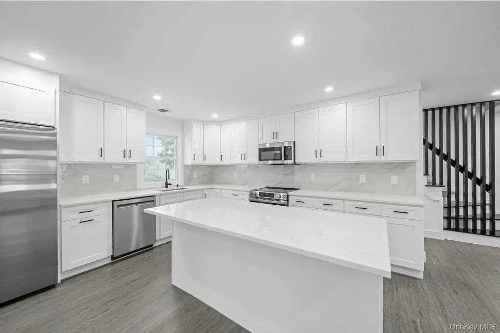 200 Irish Lane Islip Terrace NY 11752