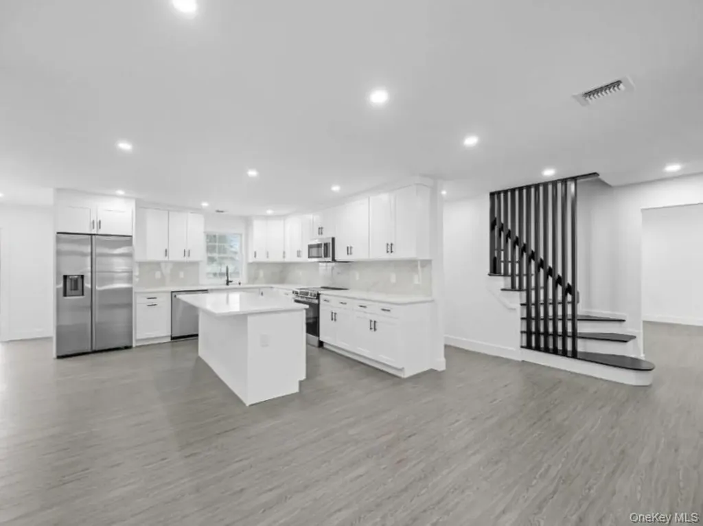 200 Irish Lane Islip Terrace NY 11752