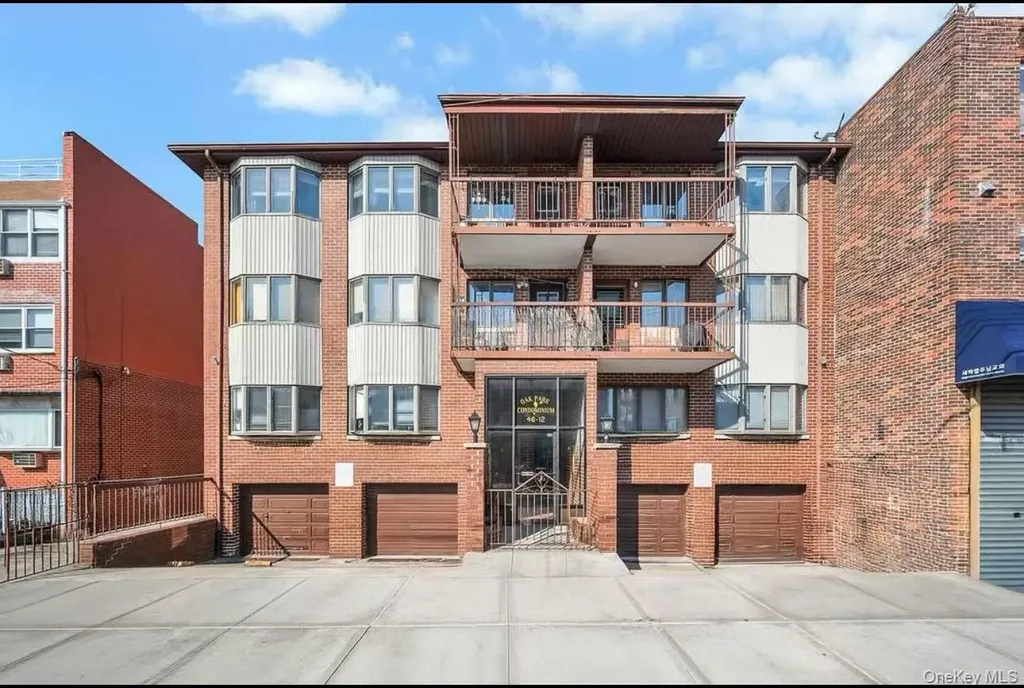 46-12 161st Street Flushing NY 11358