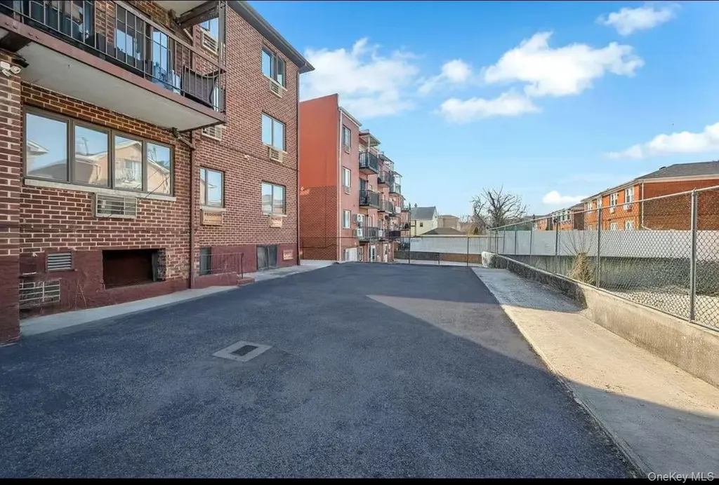 46-12 161st Street Flushing NY 11358