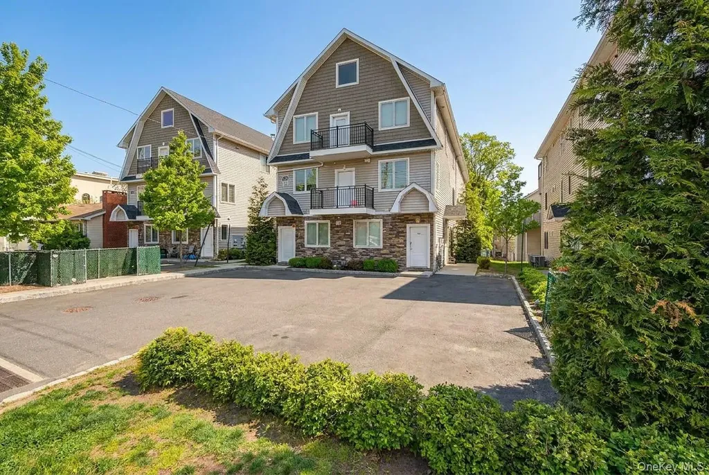 32 Herrick Avenue Spring Valley NY 10977