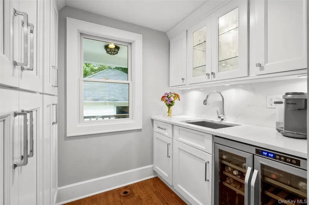 20 Elk Avenue New Rochelle NY 10804