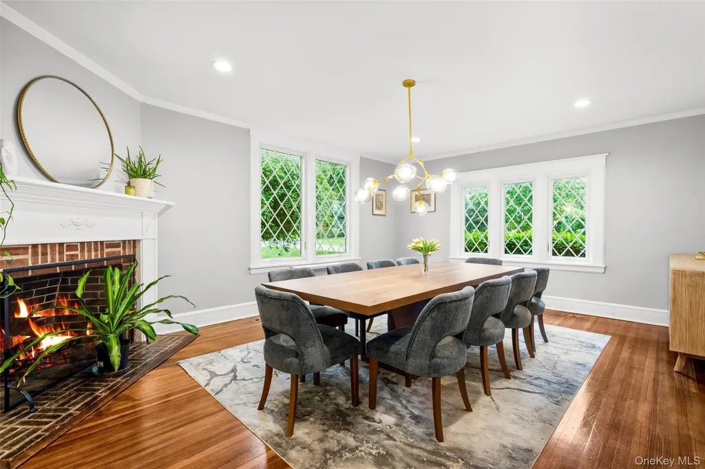 20 Elk Avenue New Rochelle NY 10804