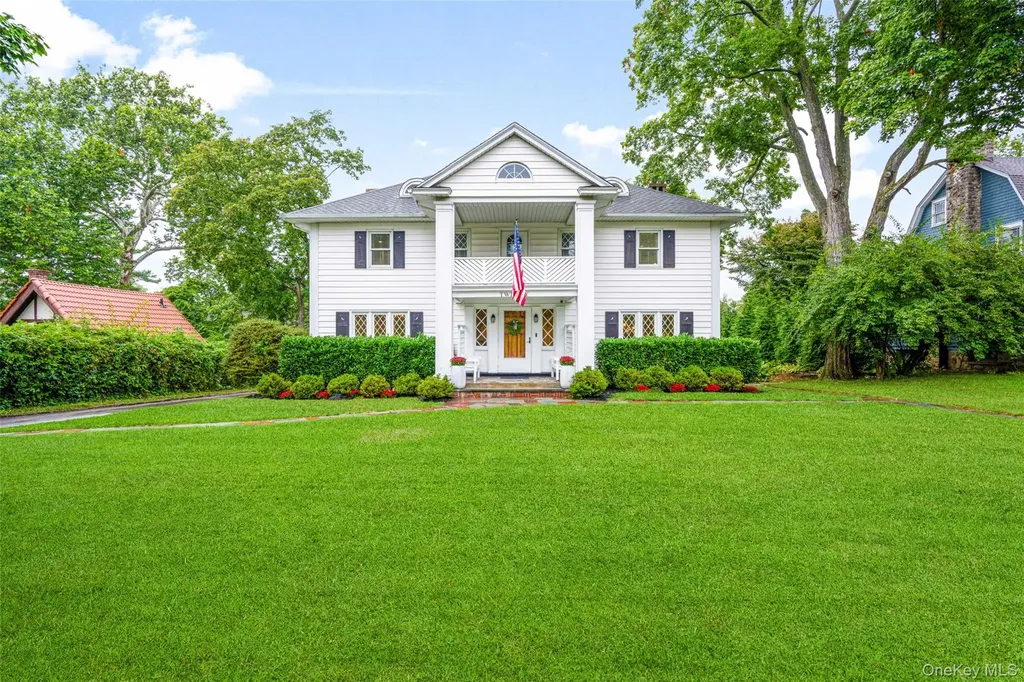 20 Elk Avenue New Rochelle NY 10804
