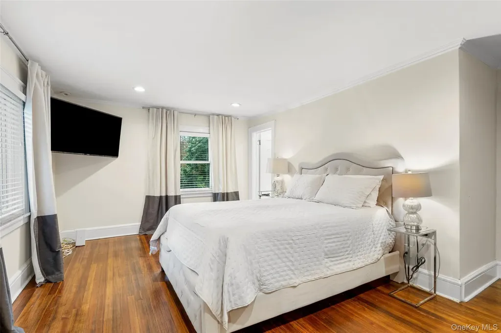 20 Elk Avenue New Rochelle NY 10804
