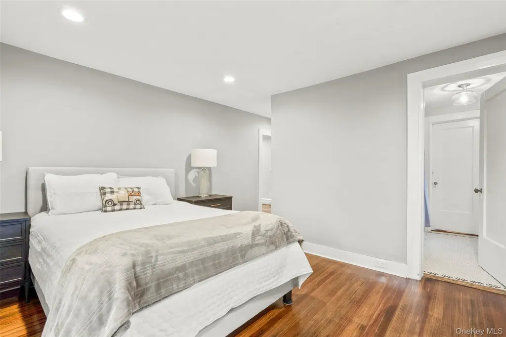20 Elk Avenue New Rochelle NY 10804