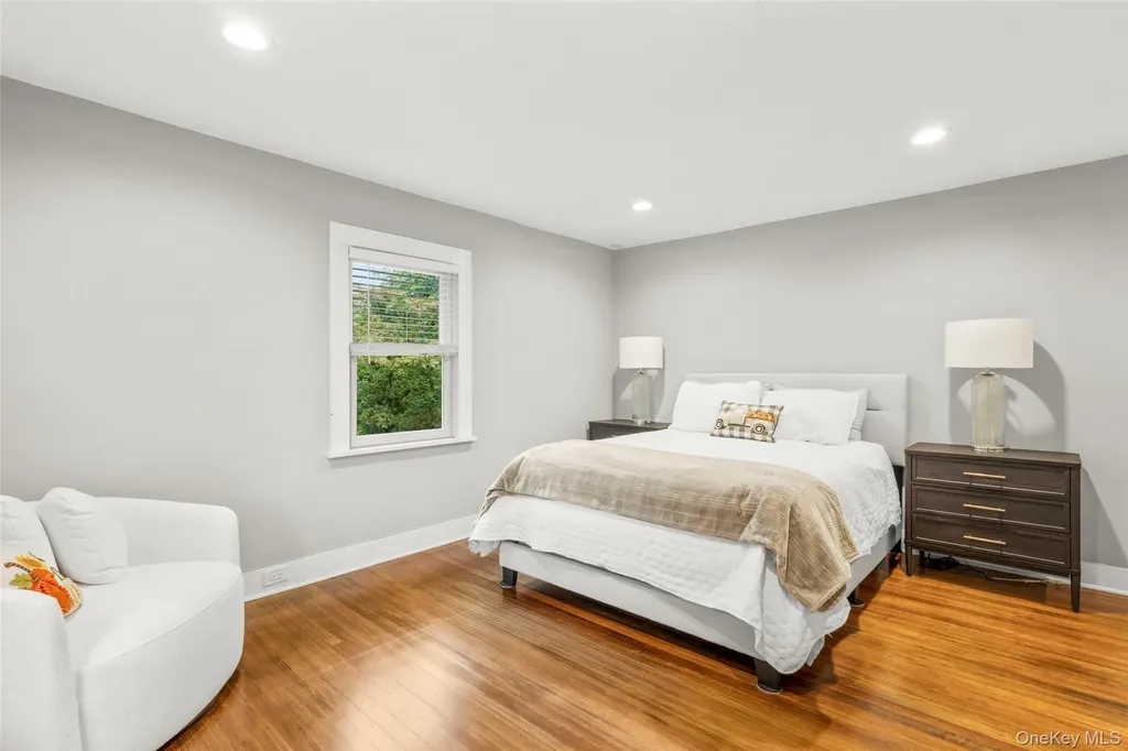 20 Elk Avenue New Rochelle NY 10804
