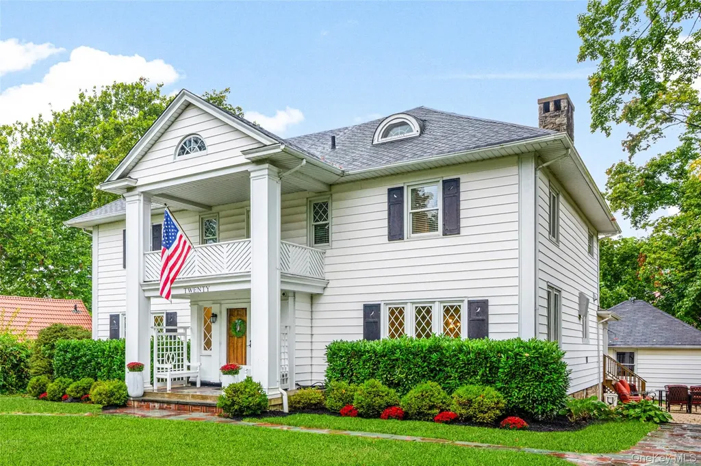 20 Elk Avenue New Rochelle NY 10804
