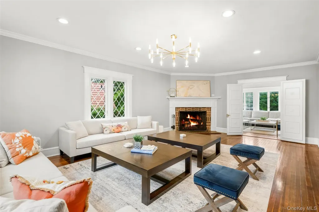20 Elk Avenue New Rochelle NY 10804