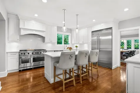 20 Elk Avenue New Rochelle NY 10804