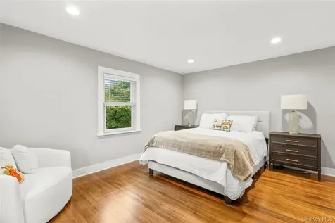 20 Elk Avenue New Rochelle NY 10804