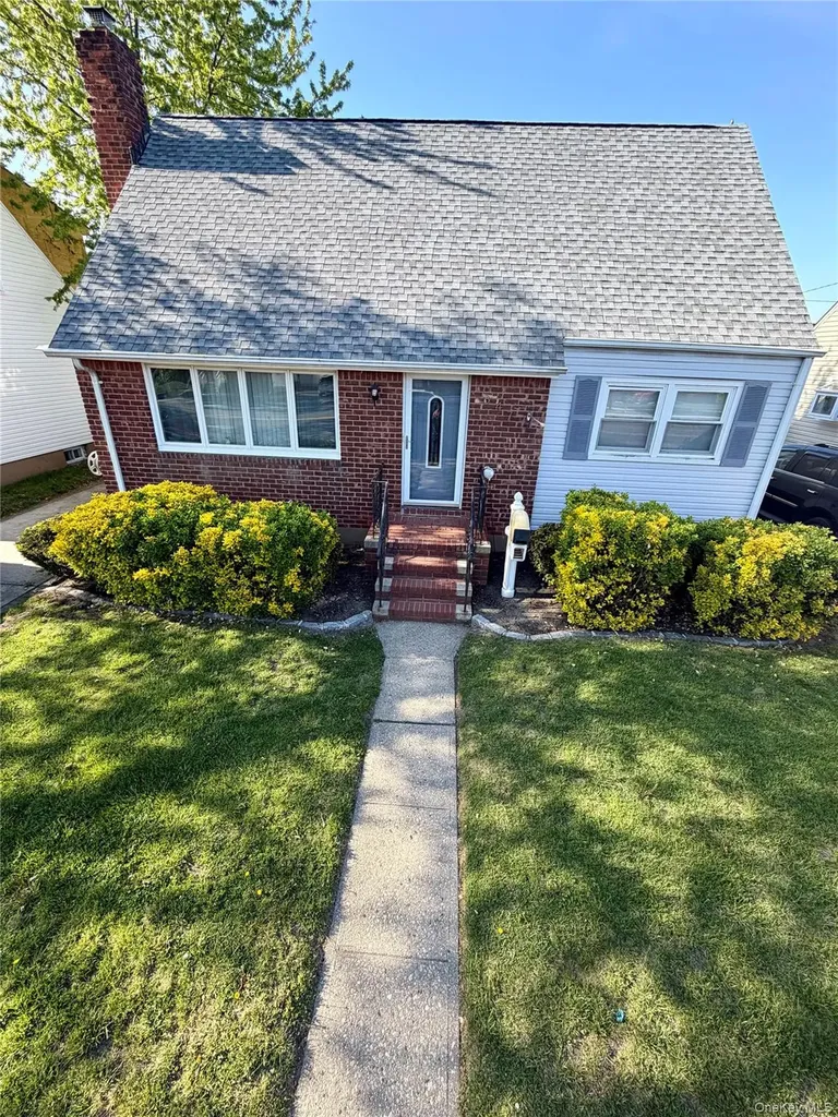 847 Jerusalem Avenue Merrick NY 11566