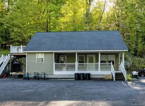 450 Oscawana Lake Road Putnam Valley NY 10579