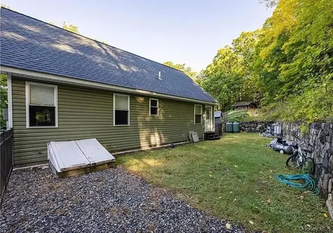 450 Oscawana Lake Road Putnam Valley NY 10579