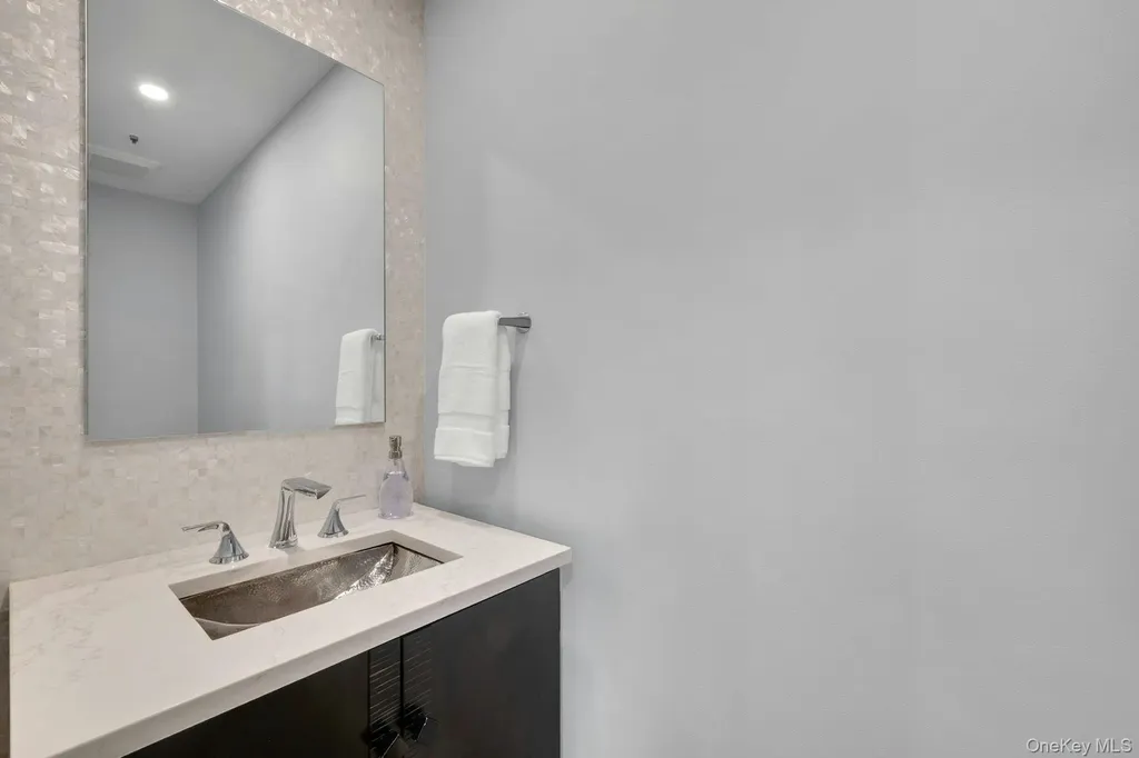 229 Boulder Ridge Road Scarsdale NY 10583