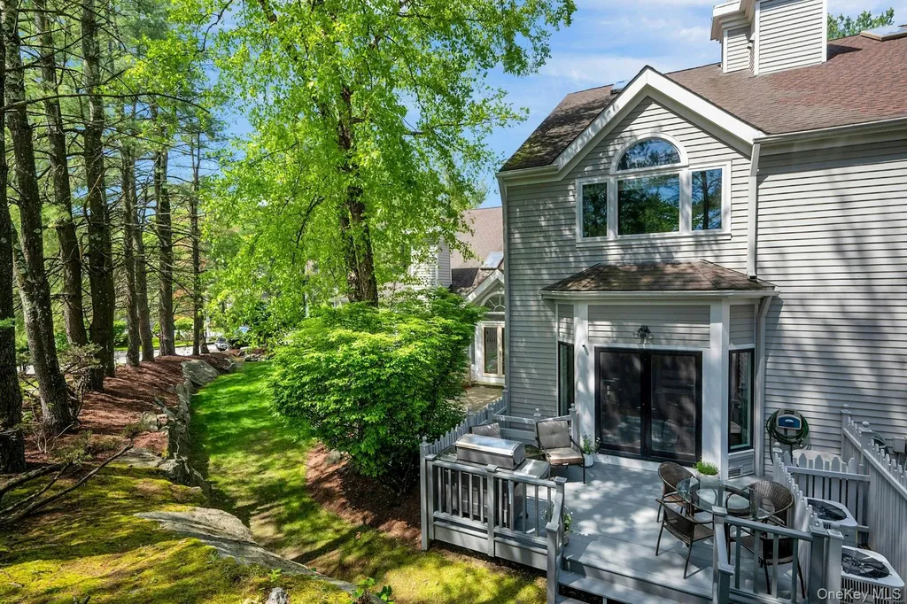 229 Boulder Ridge Road Scarsdale NY 10583