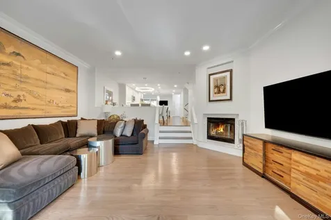 229 Boulder Ridge Road Scarsdale NY 10583