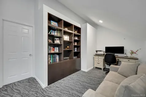 229 Boulder Ridge Road Scarsdale NY 10583