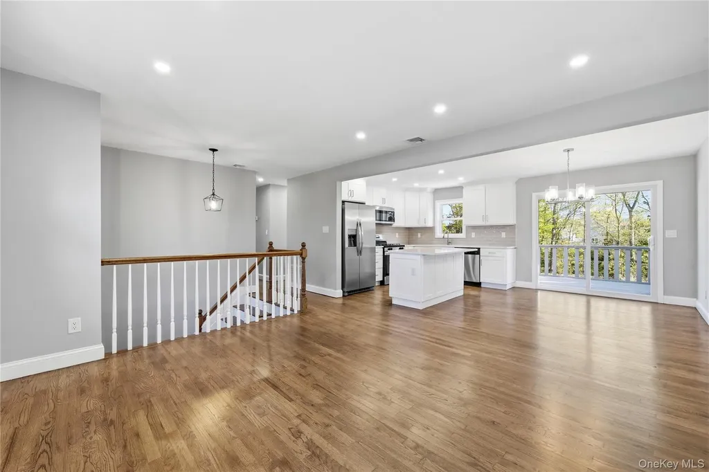 49 Sandy Hollow Drive Smithtown NY 11787