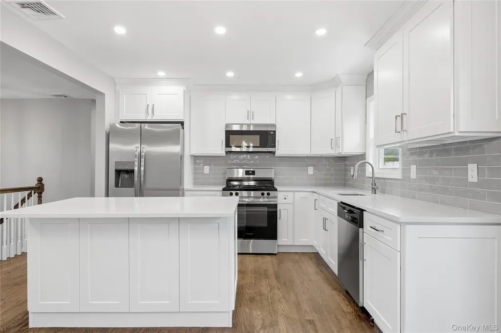 49 Sandy Hollow Drive Smithtown NY 11787