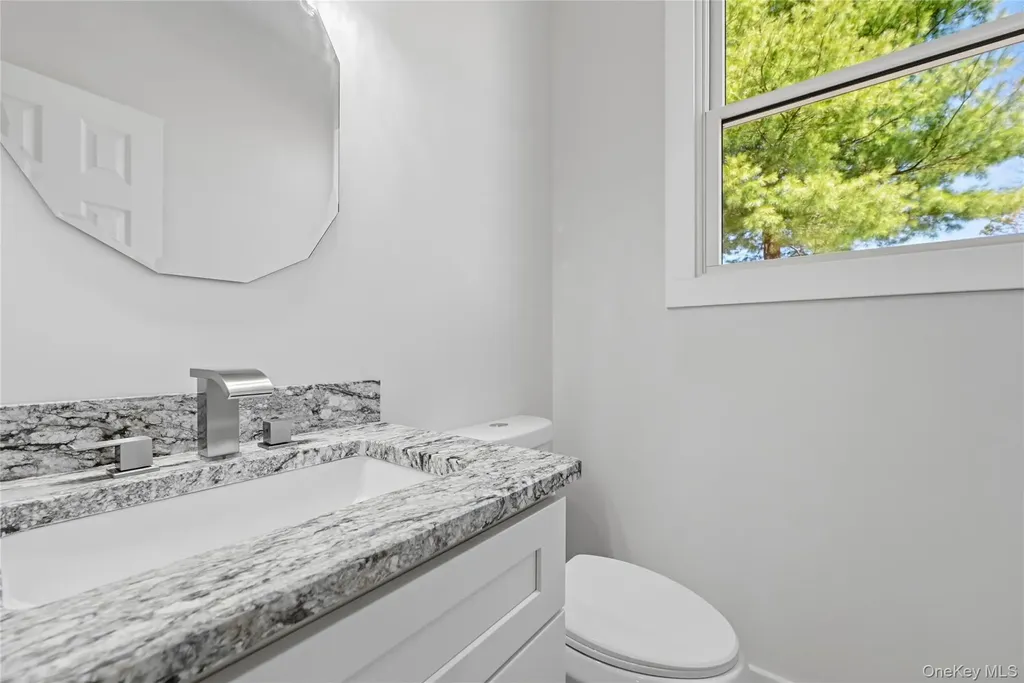 112 S Hillside Avenue Nesconset NY 11767