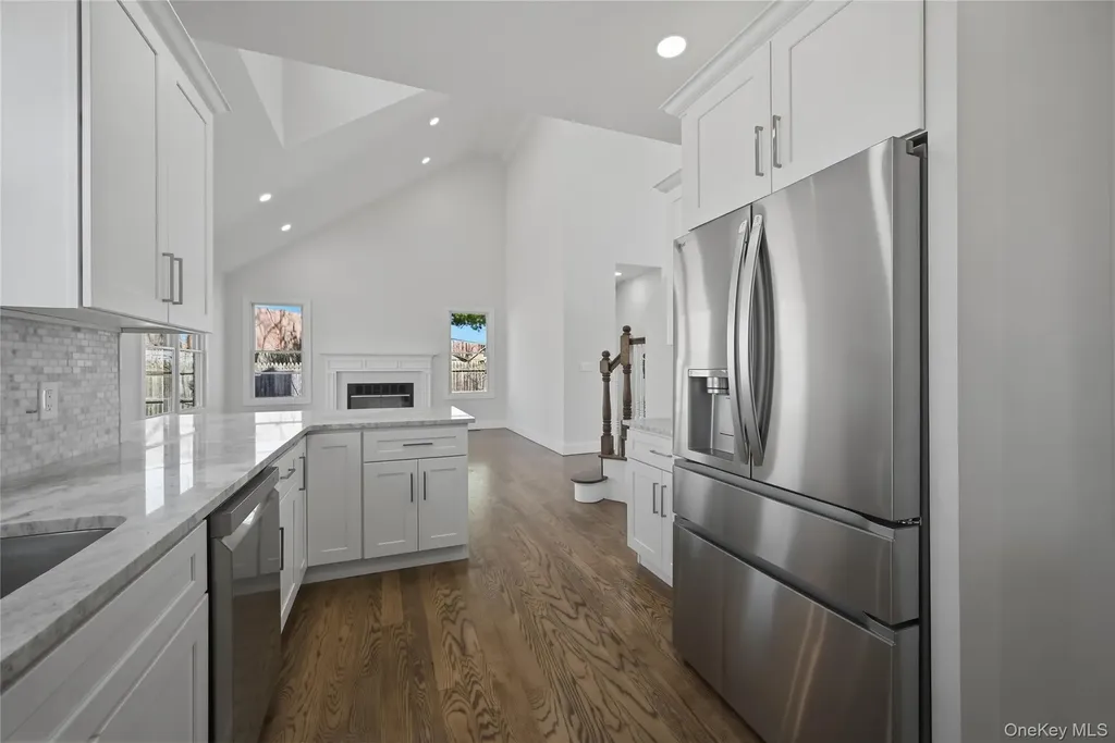 112 S Hillside Avenue Nesconset NY 11767