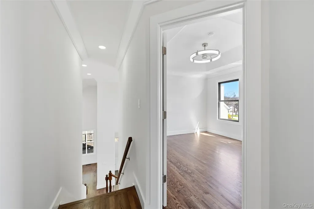 112 S Hillside Avenue Nesconset NY 11767