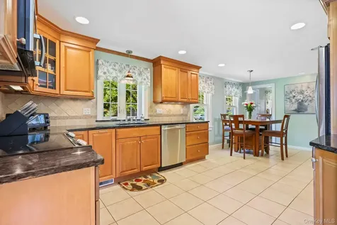 453 Smith Ridge Road South Salem NY 10590