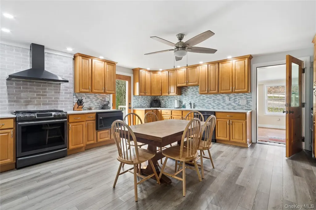 572 County Highway 49 Call Listing Agent NY 13808