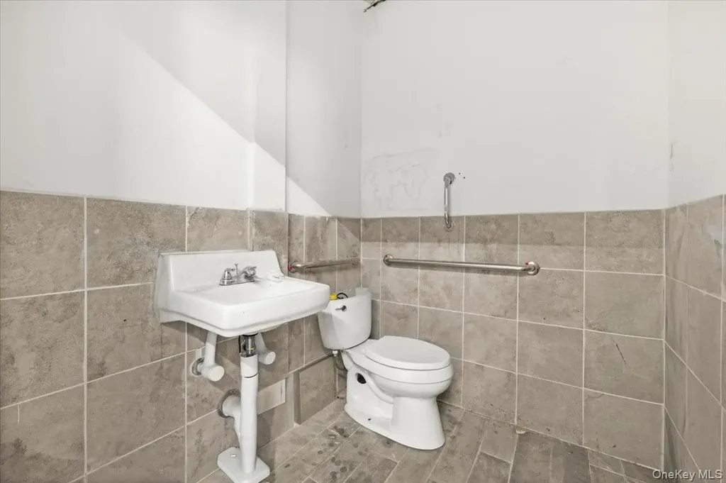 178 Richmond Boulevard Ronkonkoma NY 11779