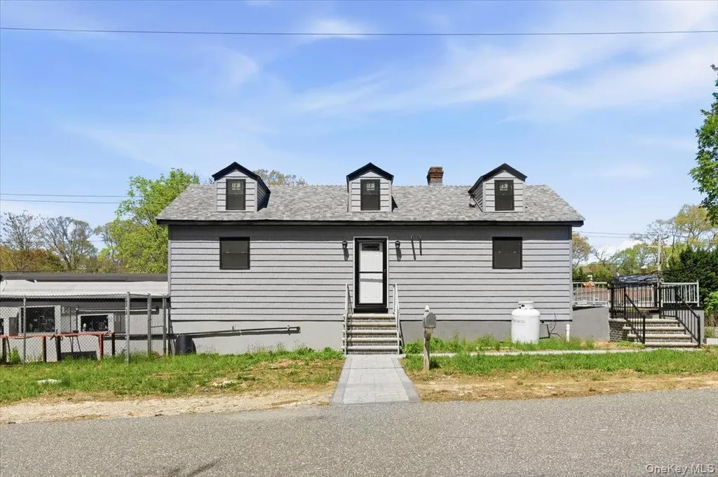 178 Richmond Boulevard Ronkonkoma NY 11779