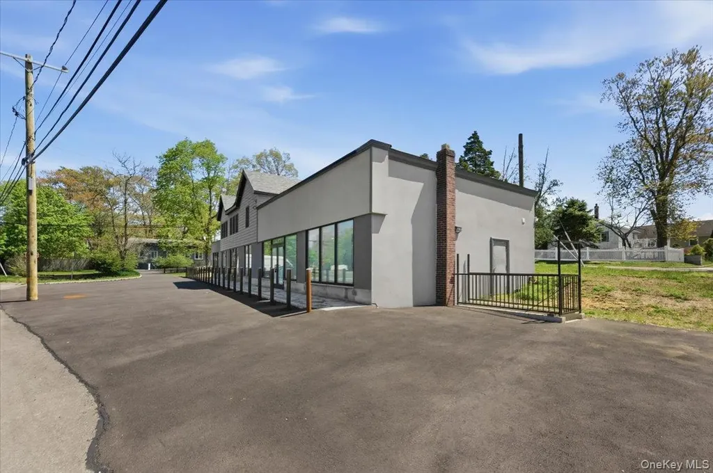 178 Richmond Boulevard Ronkonkoma NY 11779