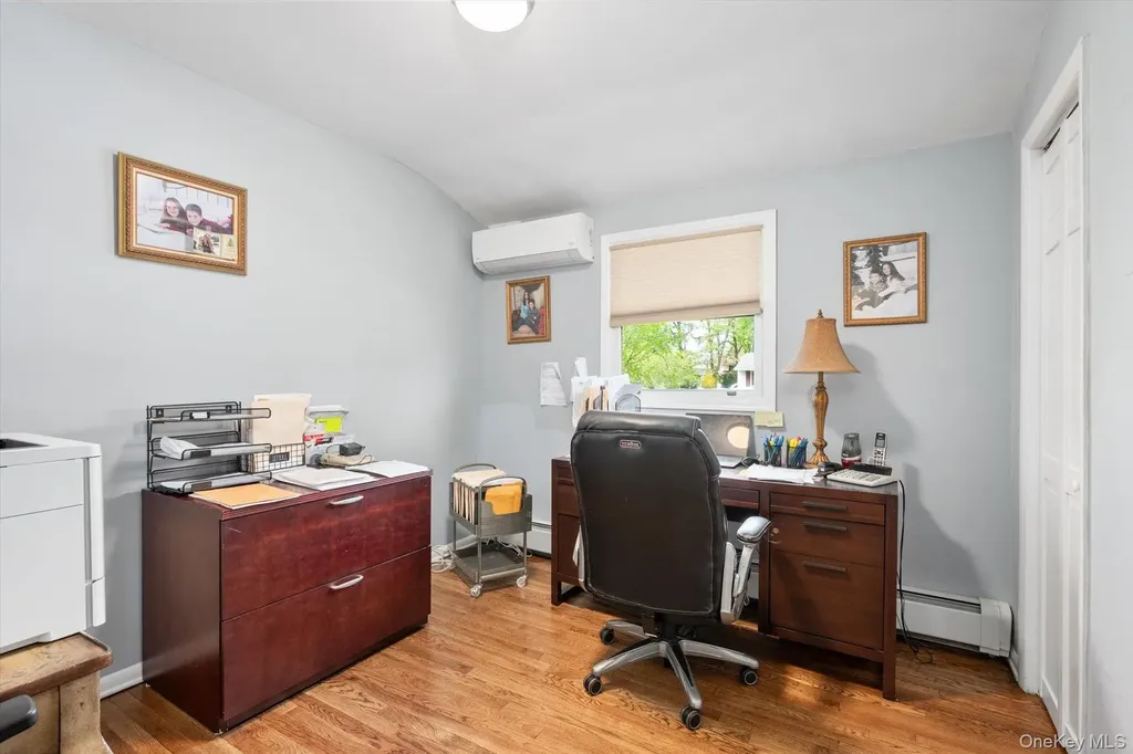 25 Fisher Road Commack NY 11725