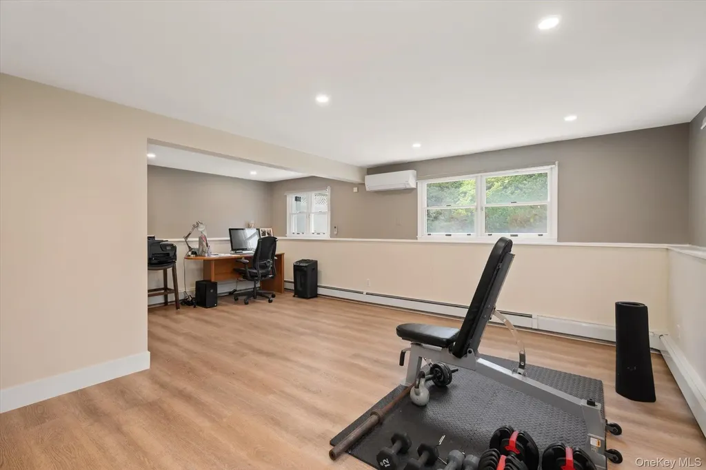 25 Fisher Road Commack NY 11725