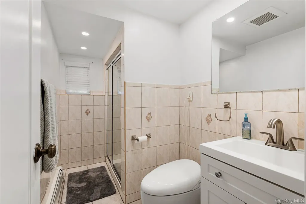 25 Fisher Road Commack NY 11725