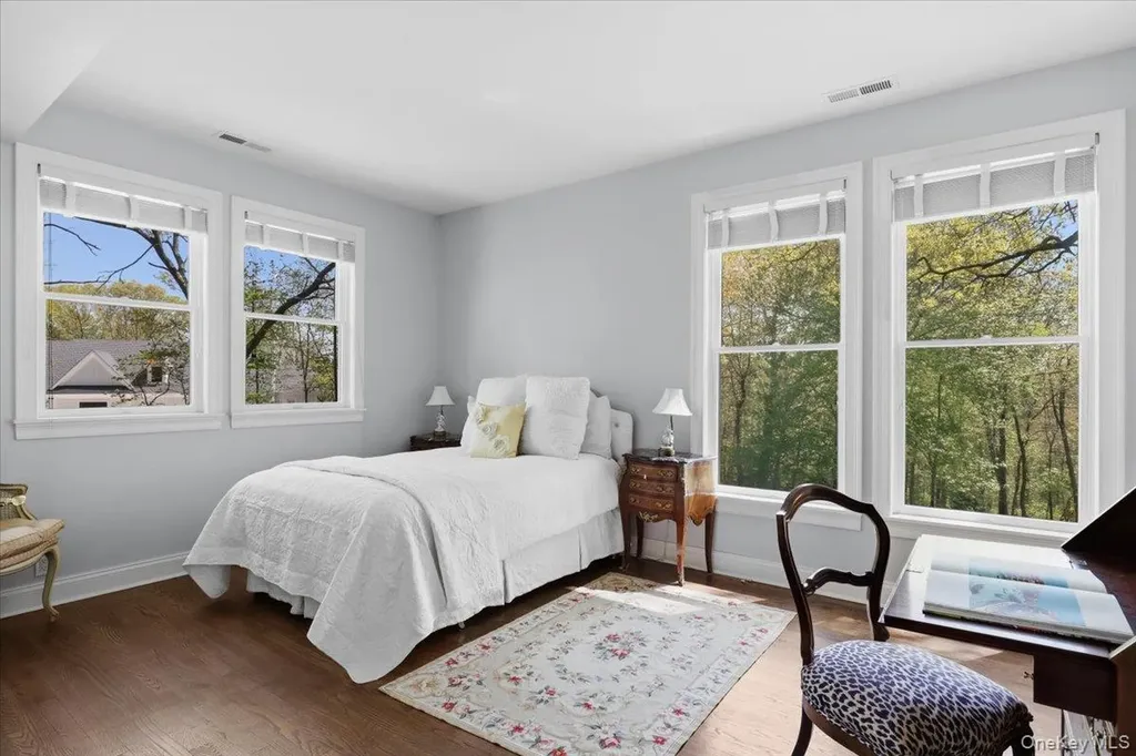 44 Scofield Road Pound Ridge NY 10576