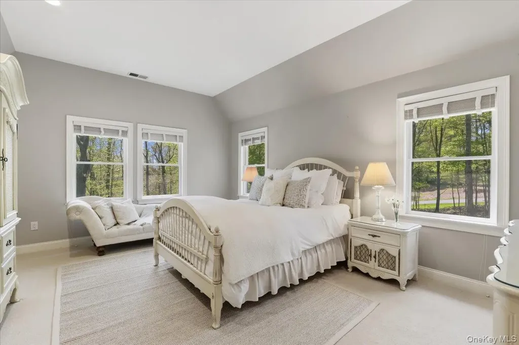 44 Scofield Road Pound Ridge NY 10576