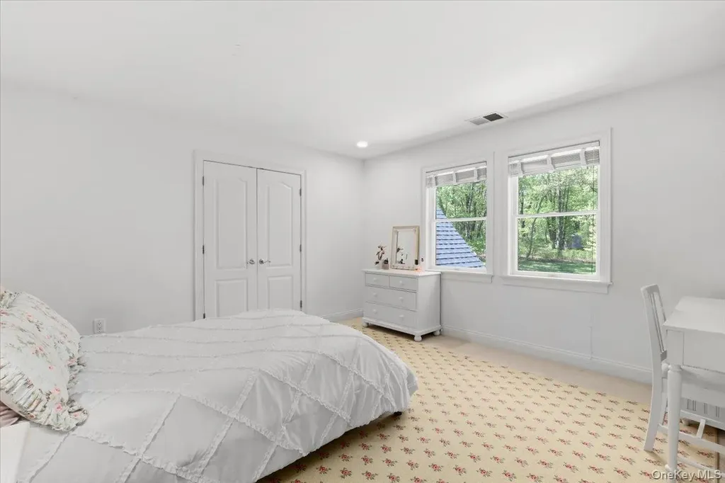 44 Scofield Road Pound Ridge NY 10576