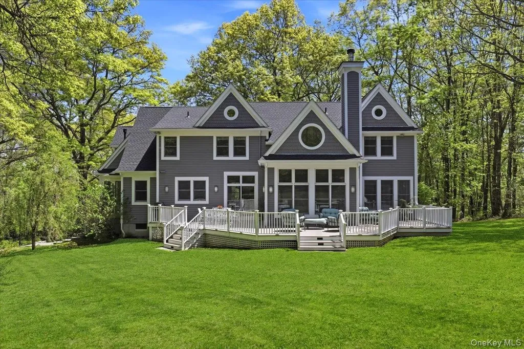 44 Scofield Road Pound Ridge NY 10576