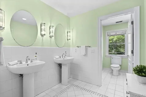 44 Scofield Road Pound Ridge NY 10576