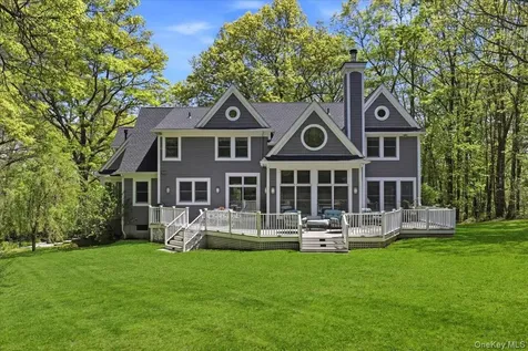 44 Scofield Road Pound Ridge NY 10576