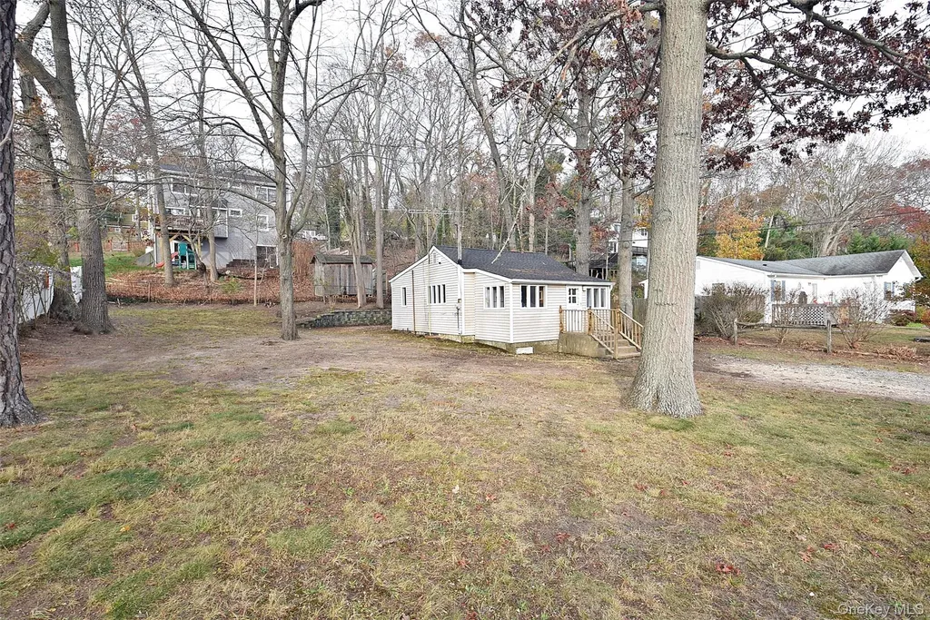 229 Locust Drive Rocky Point NY 11778