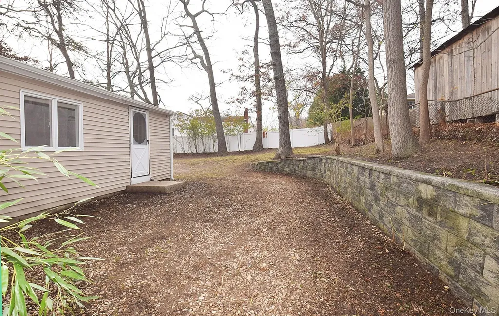 229 Locust Drive Rocky Point NY 11778