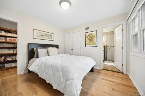 5 Continental Road Scarsdale NY 10583