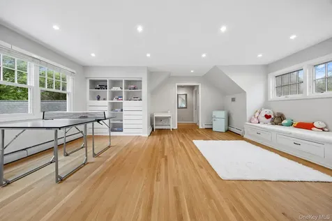 5 Continental Road Scarsdale NY 10583