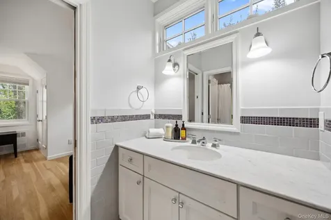 5 Continental Road Scarsdale NY 10583